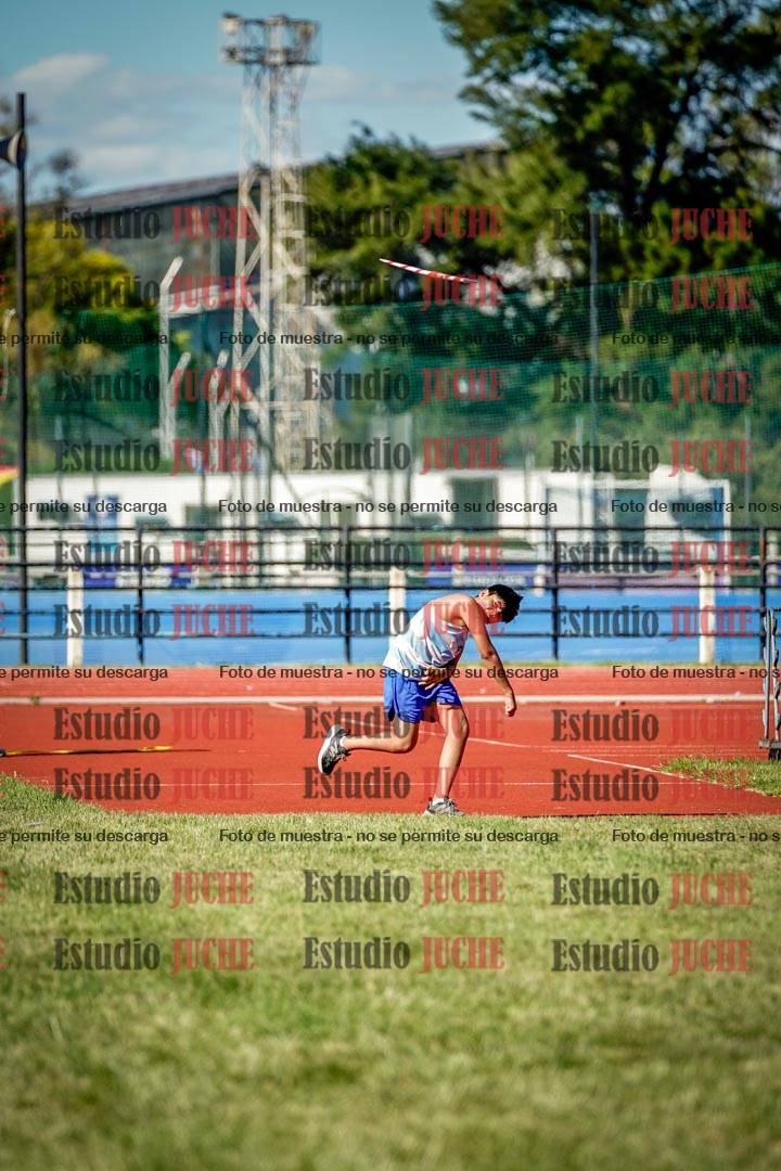 Fotos del lanzamiento de jabalina de mujeres y varones  - U14