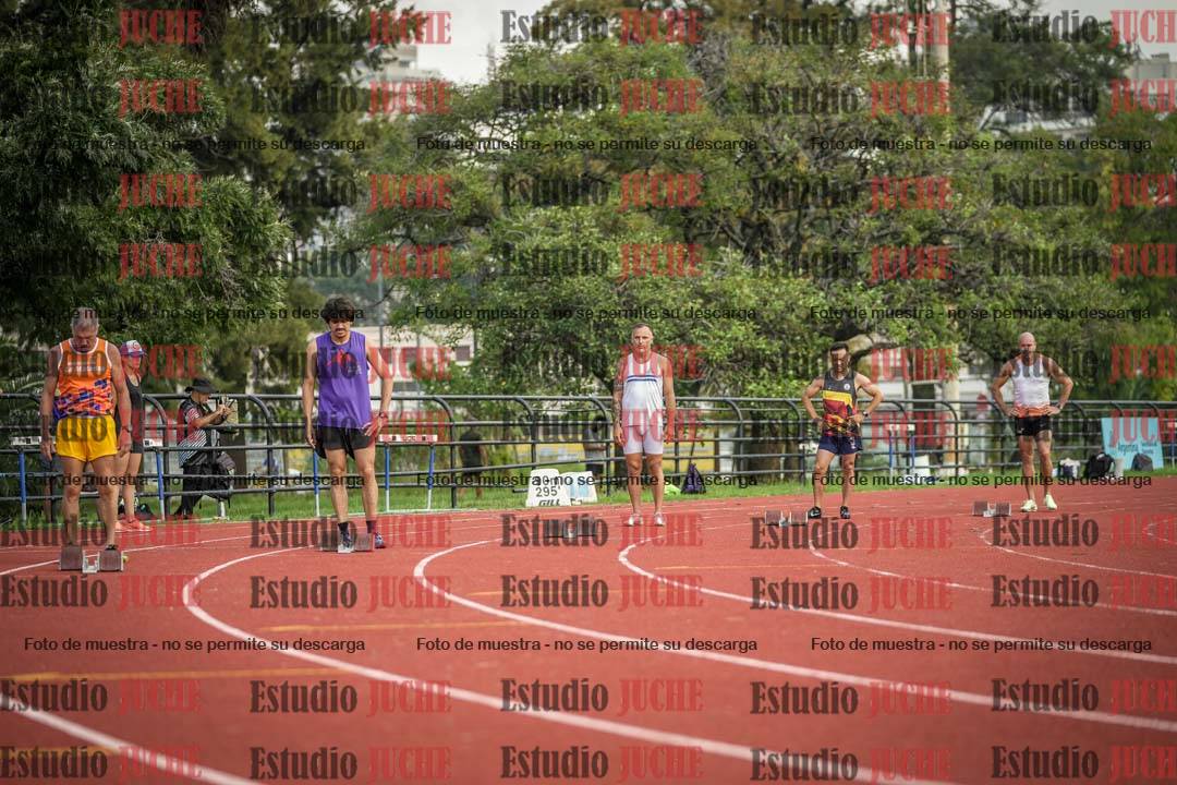 Fotos de los 200 m llanos de varones