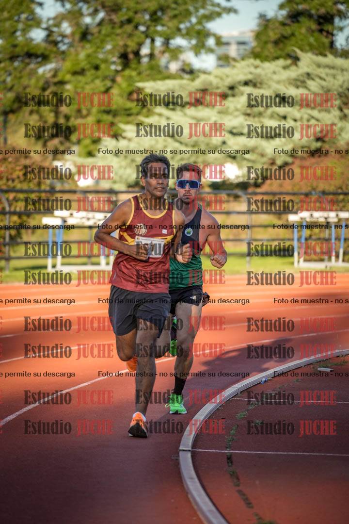 Fotos de los 3000 m llanos de varones