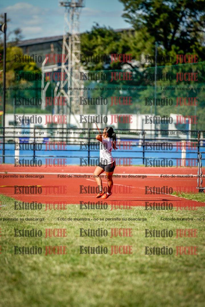 Fotos del lanzamiento de jabalina de mujeres y varones  - U14