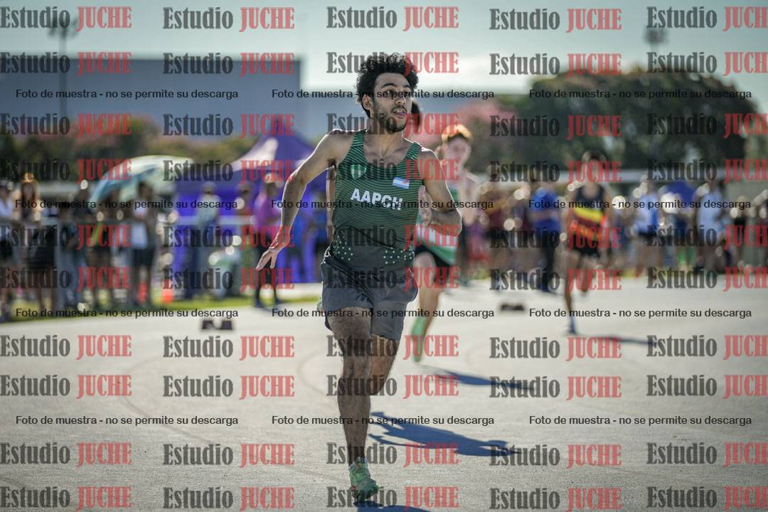 Fotos de los 400 m llanos de varones
