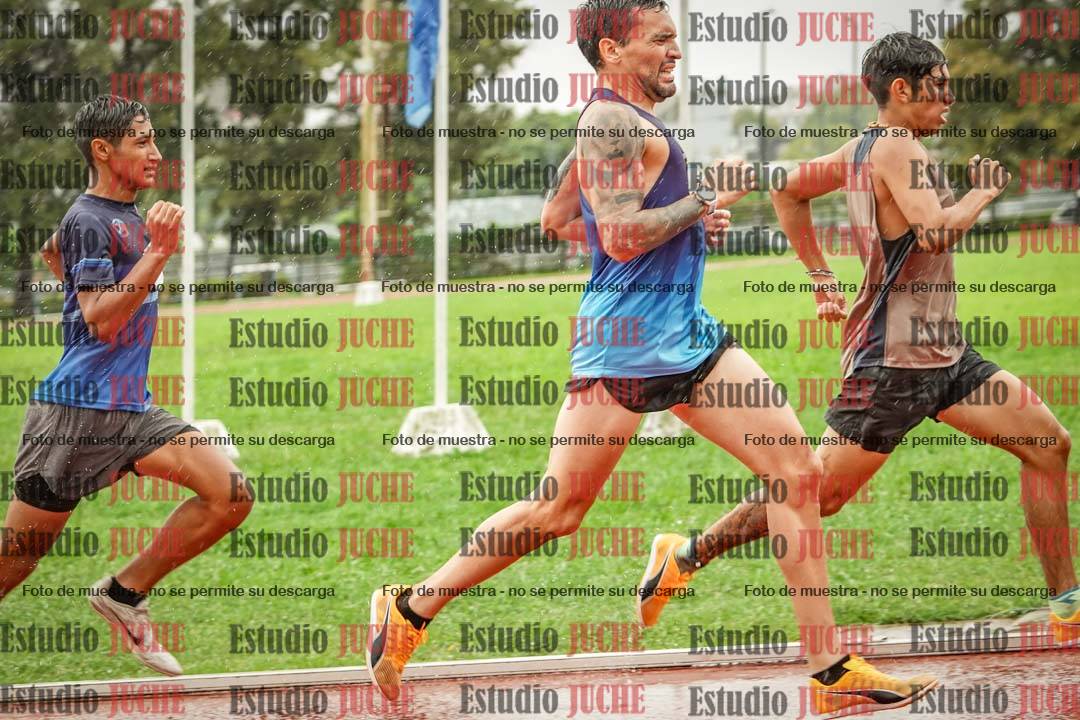 Fotos de los 800 m de varones