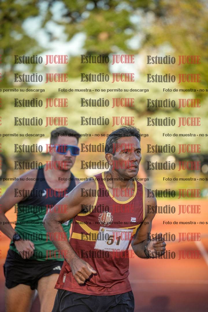 Fotos de los 3000 m llanos de varones