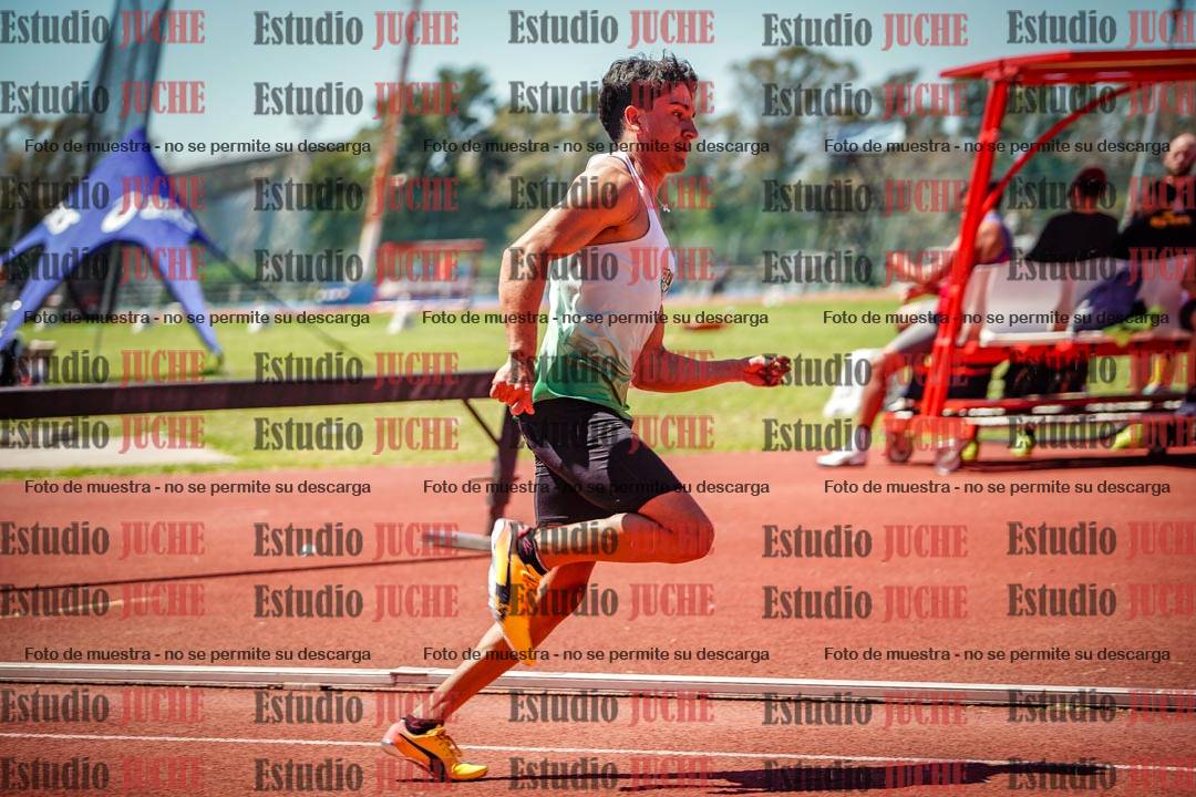 Fotos de los 400 m llanos de varones