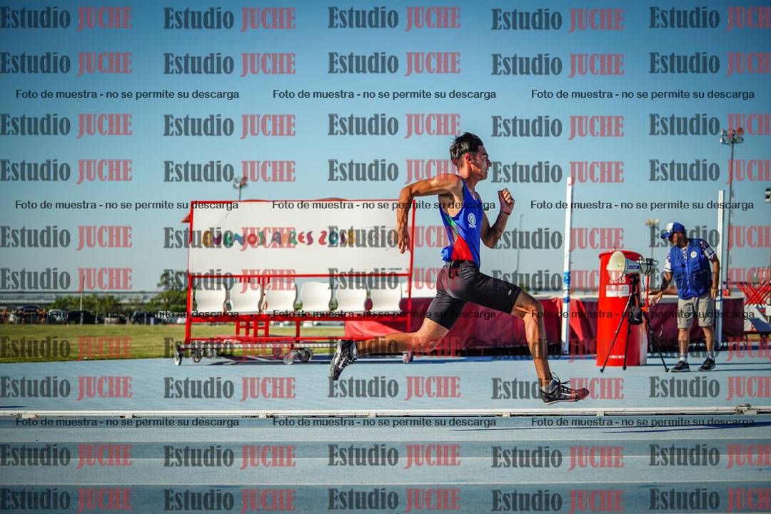Fotos de los 400 m llanos de varones