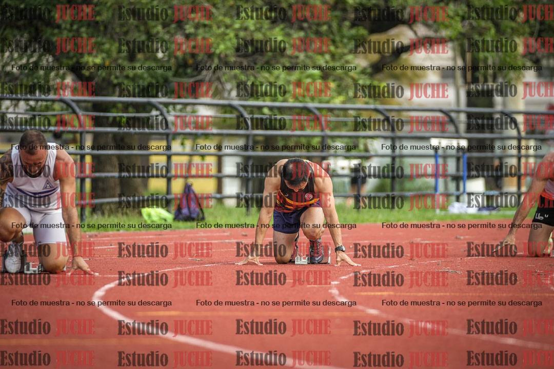 Fotos de los 200 m llanos de varones