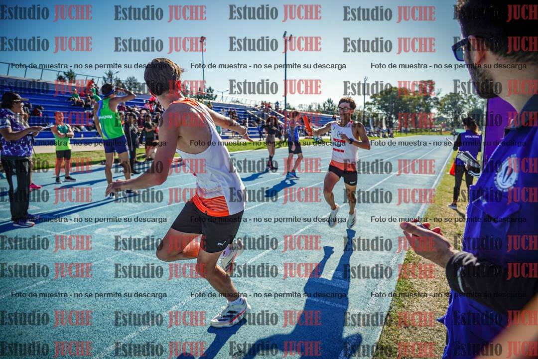 Fotos durante los relevos