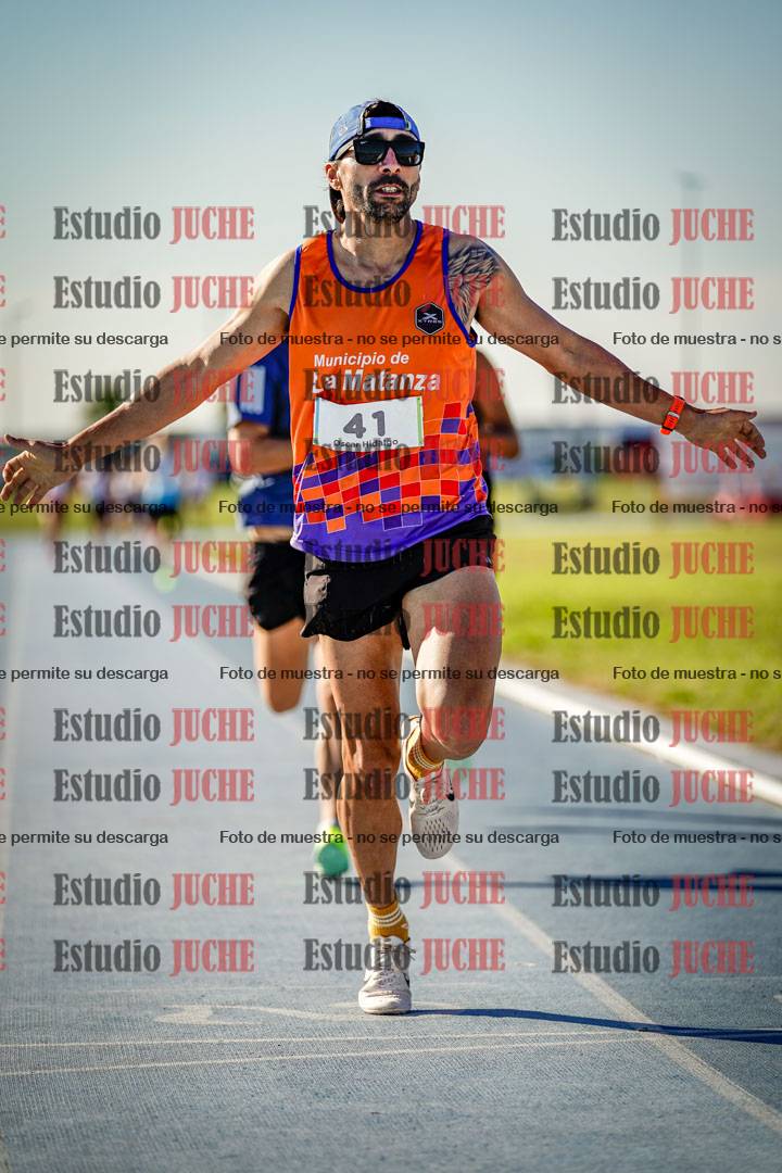 Fotos de los 1500 m llanos de varones