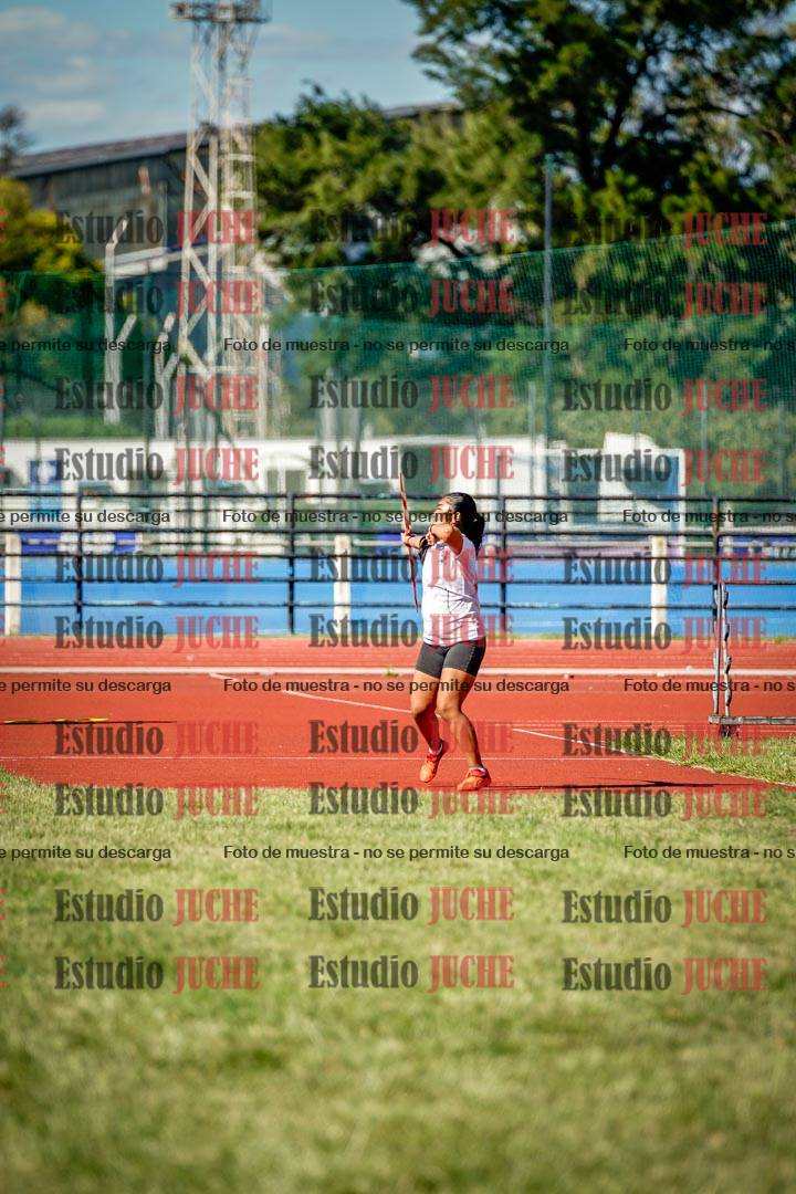 Fotos del lanzamiento de jabalina de mujeres y varones  - U14