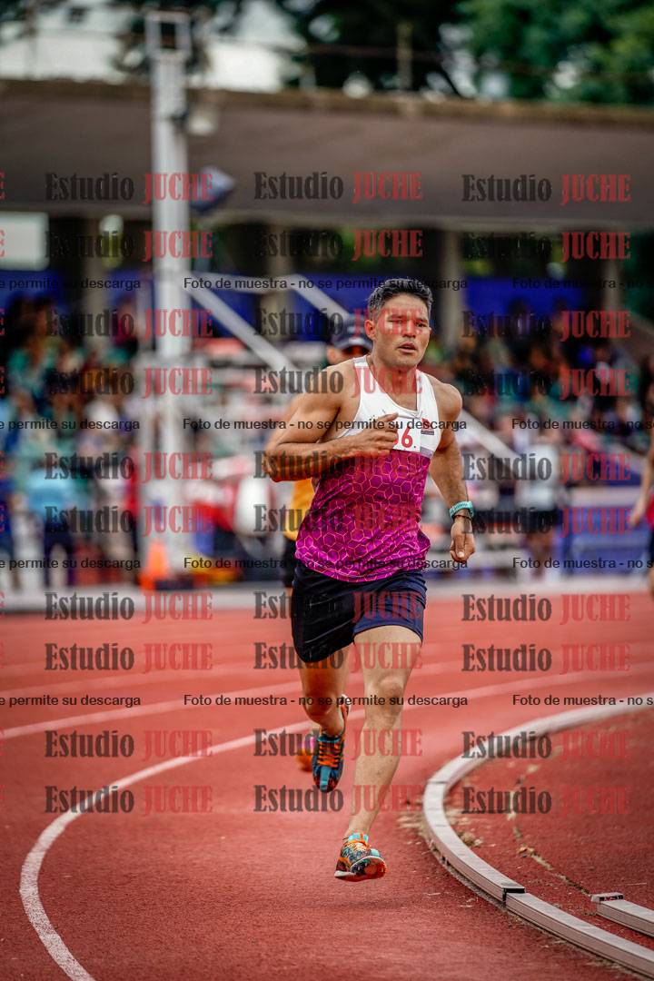 Fotos de los 800 m de varones