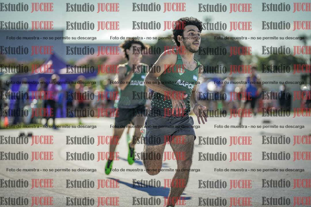 Fotos de los 400 m llanos de varones
