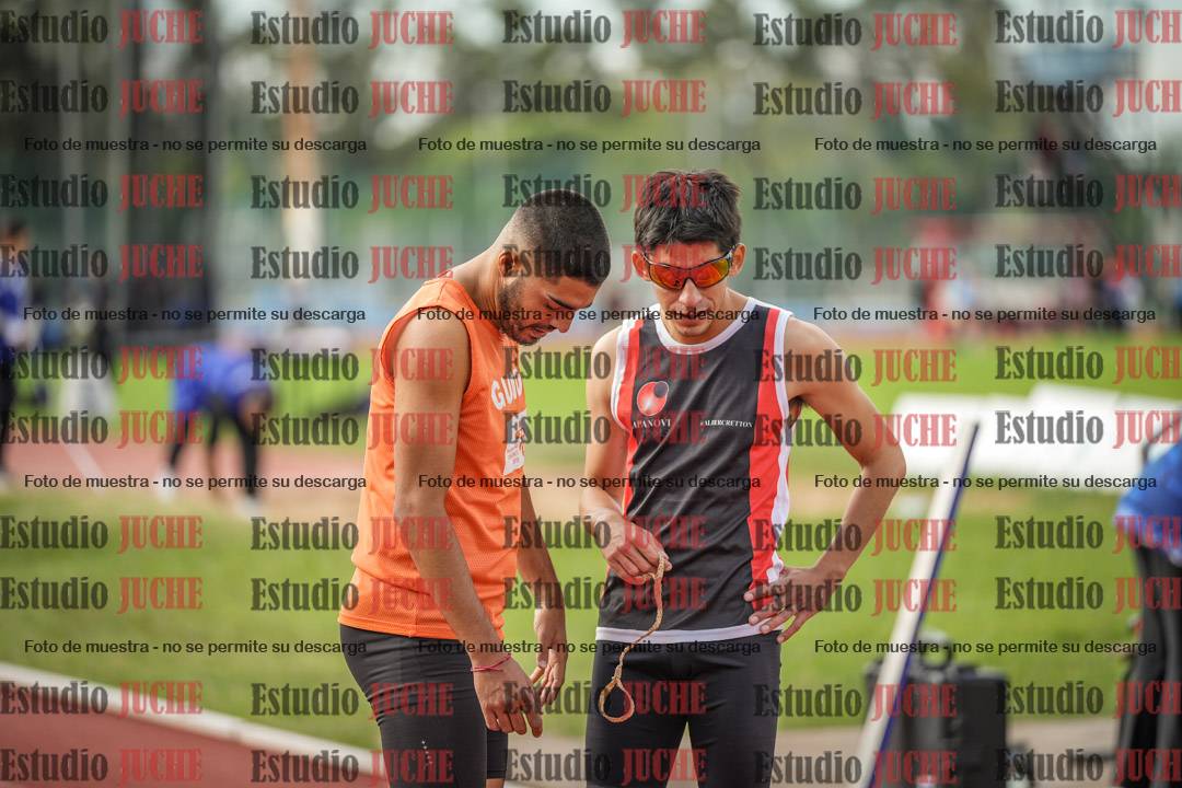 Fotos de los 400 m llanos de varones