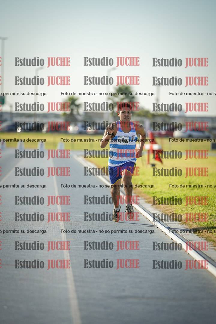 Fotos de los 1500 m llanos de varones