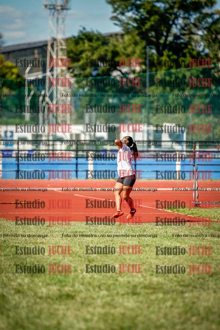 Fotos del lanzamiento de jabalina de mujeres y varones  - U14