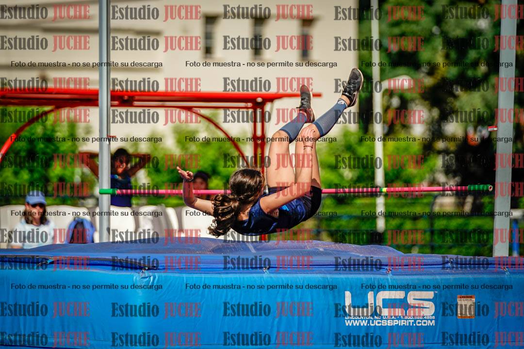 Fotos del salto en alto de mujeres