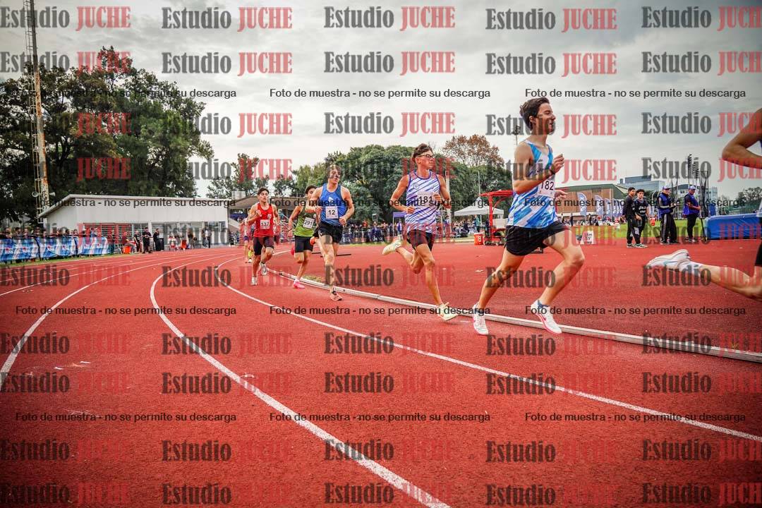 Fotos de los 1500 m llanos de varones