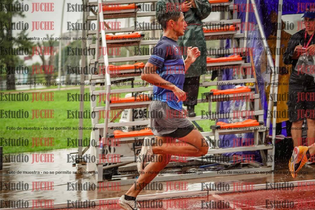 Fotos de los 800 m de varones