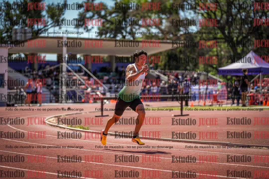 Fotos de los 400 m llanos de varones