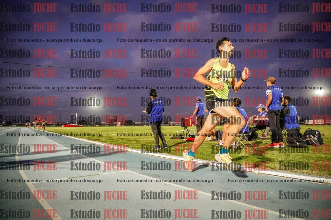 Fotos de los 3000 m llanos de varones