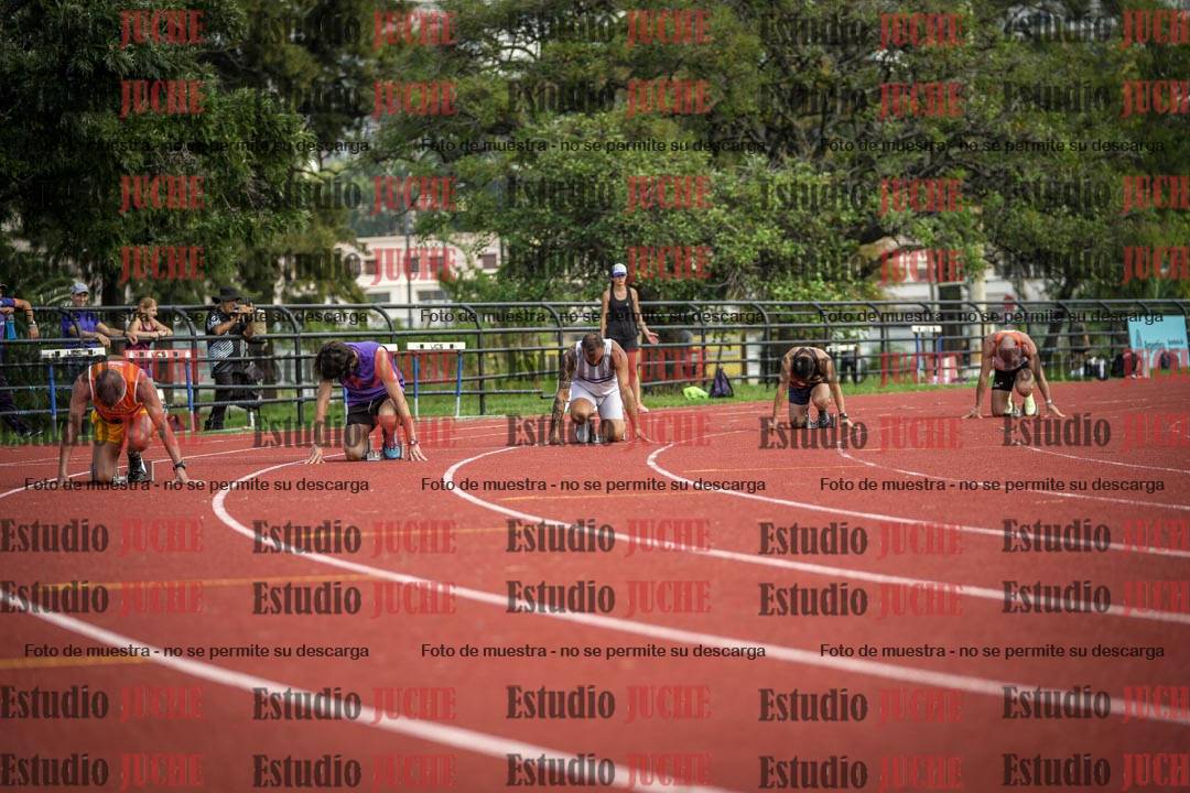 Fotos de los 200 m llanos de varones