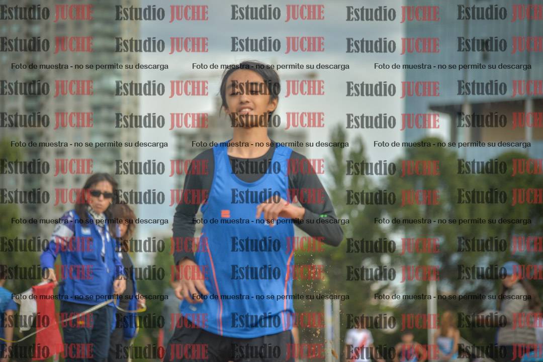 Fotos del salto en largo - varones U16