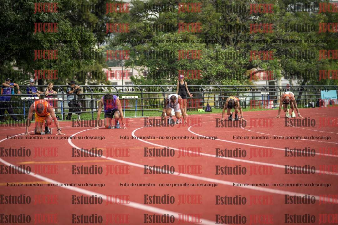 Fotos de los 200 m llanos de varones