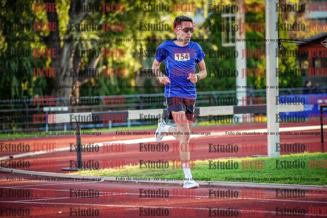 Fotos de los 3000 m llanos de varones