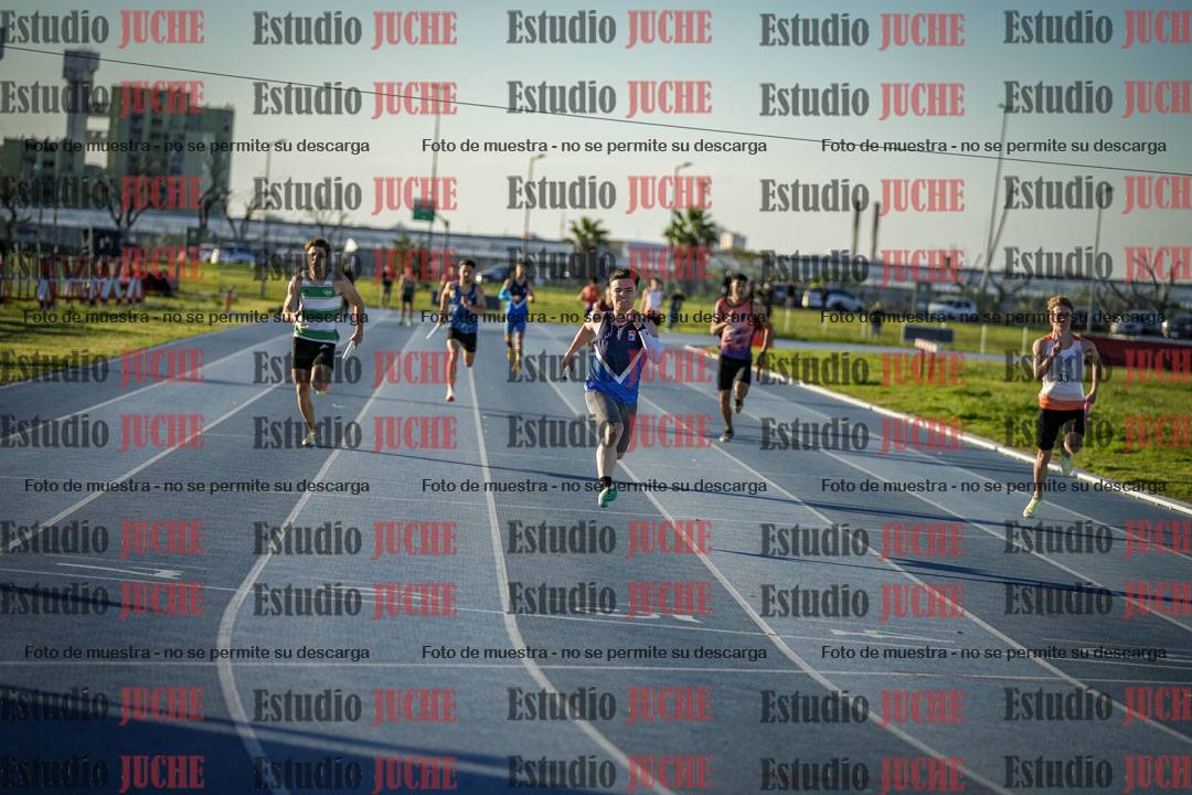 Fotos de las Postas 4x100 m de varones