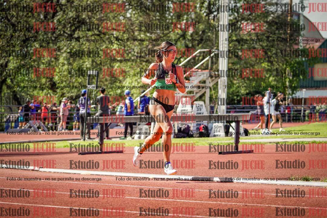 Fotos de los 5000 m llanos de mujeres y varones