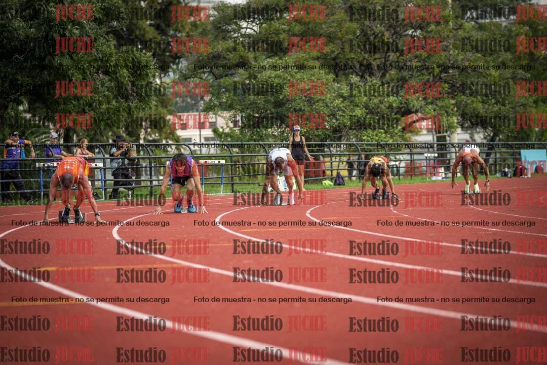 Fotos de los 200 m llanos de varones