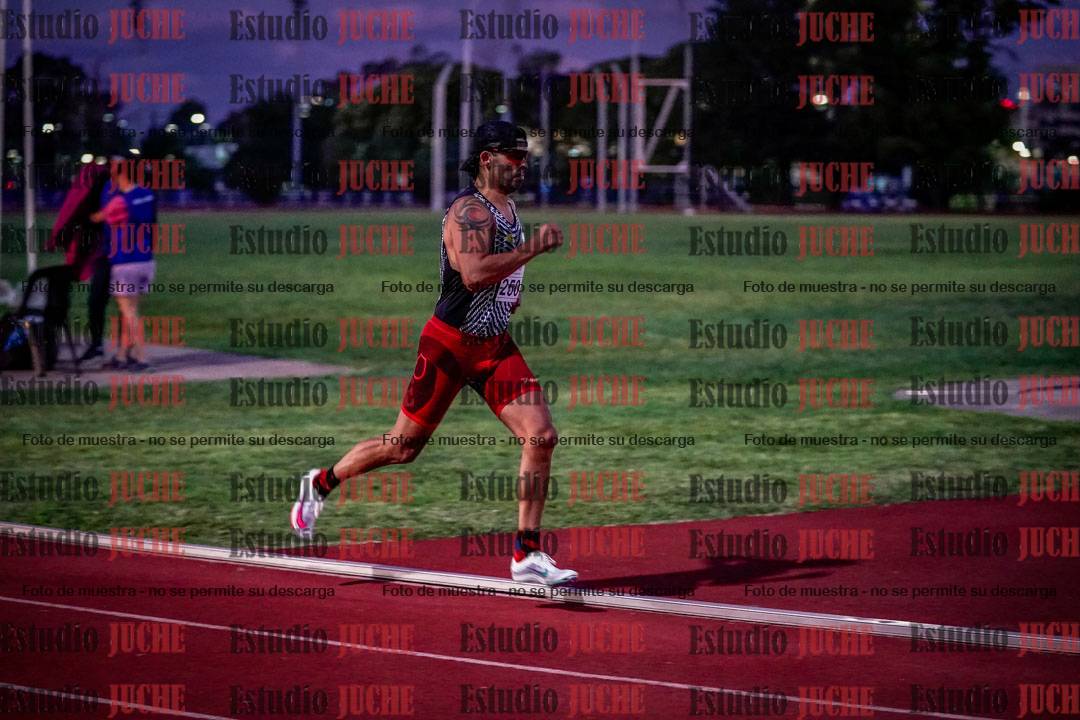 Fotos de los 1500 m llanos de varones