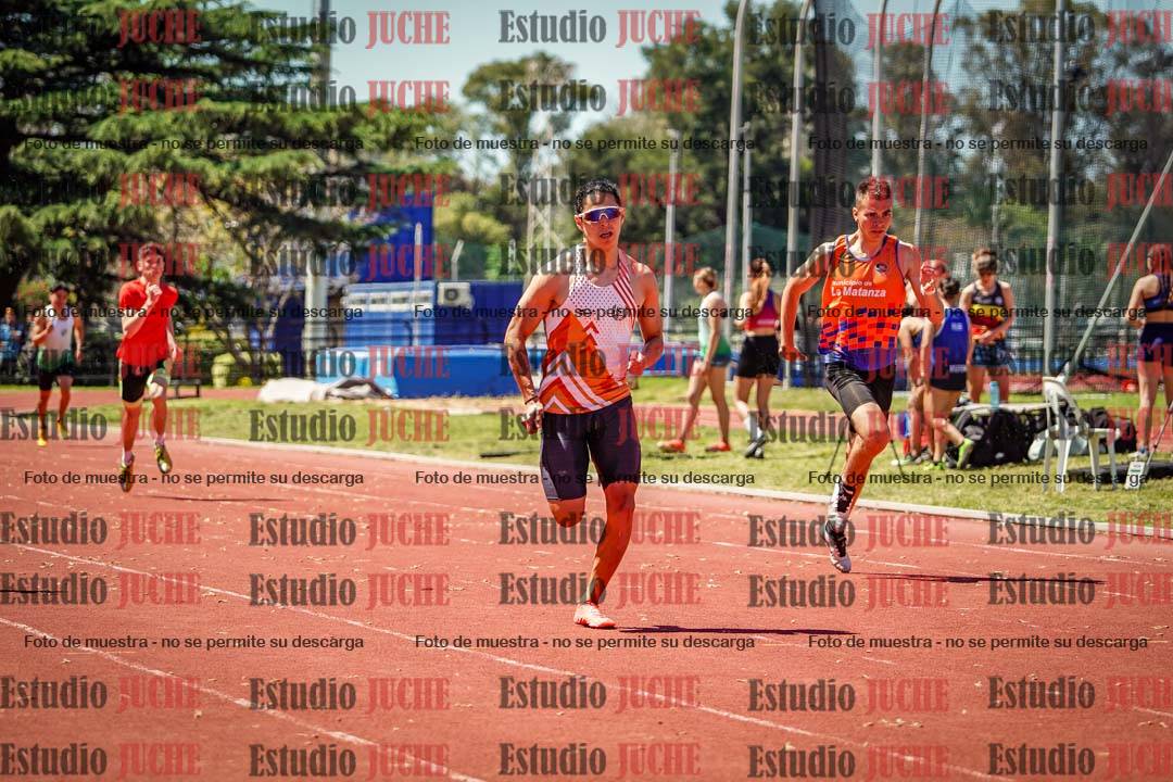 Fotos de los 400 m llanos de varones