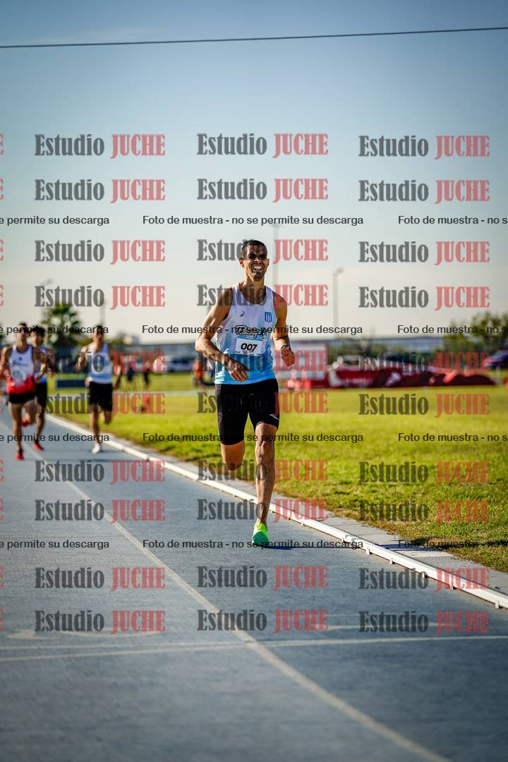 Fotos de los 1500 m llanos de varones