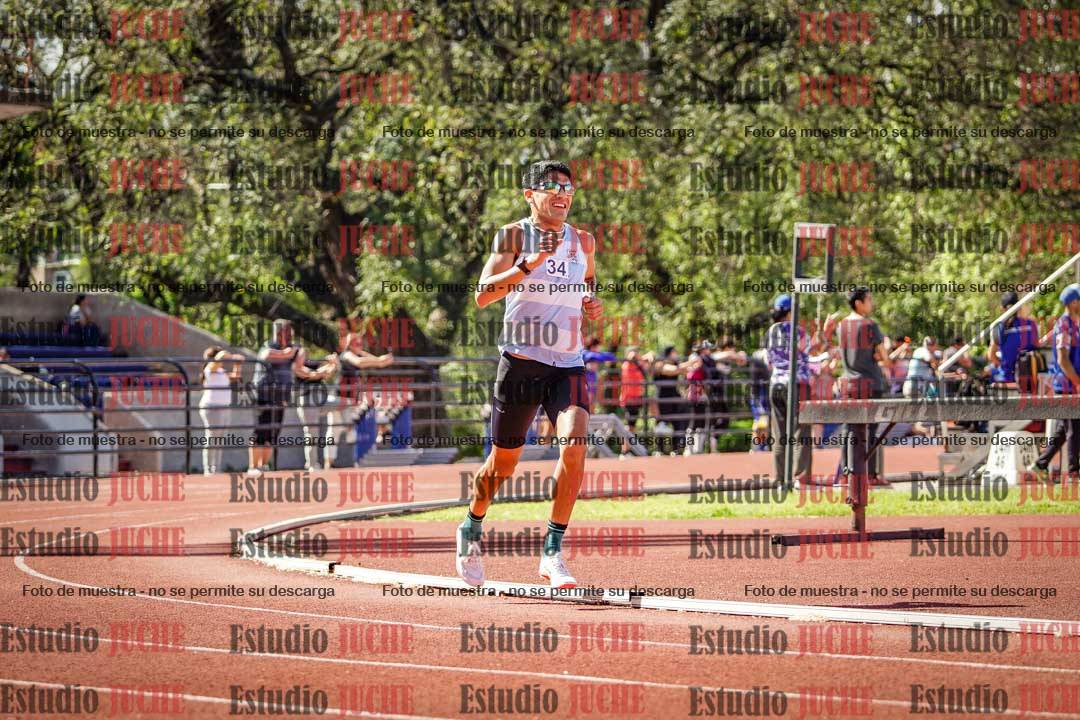 Fotos de los 5000 m llanos de mujeres y varones