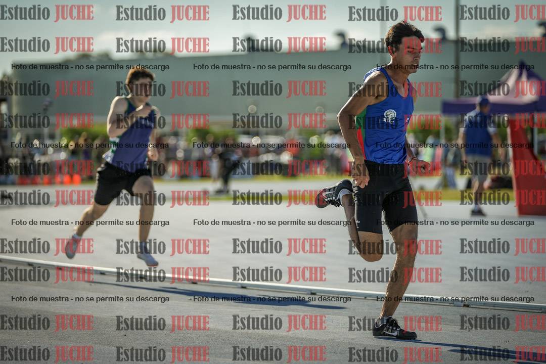 Fotos de los 400 m llanos de varones