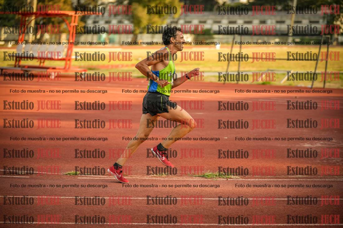 Fotos de los 5000 m llanos de mujeres y varones