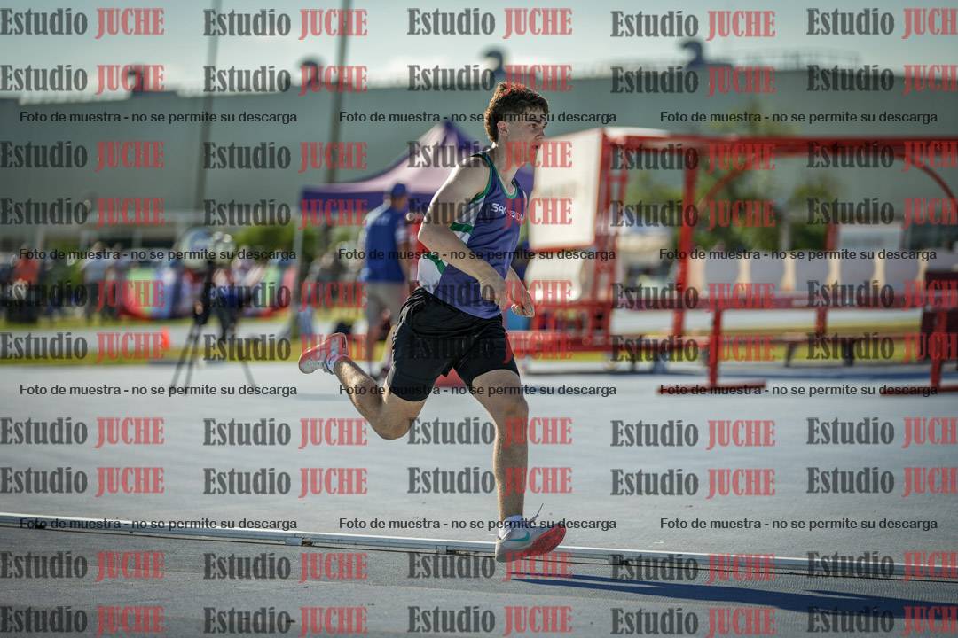 Fotos de los 400 m llanos de varones