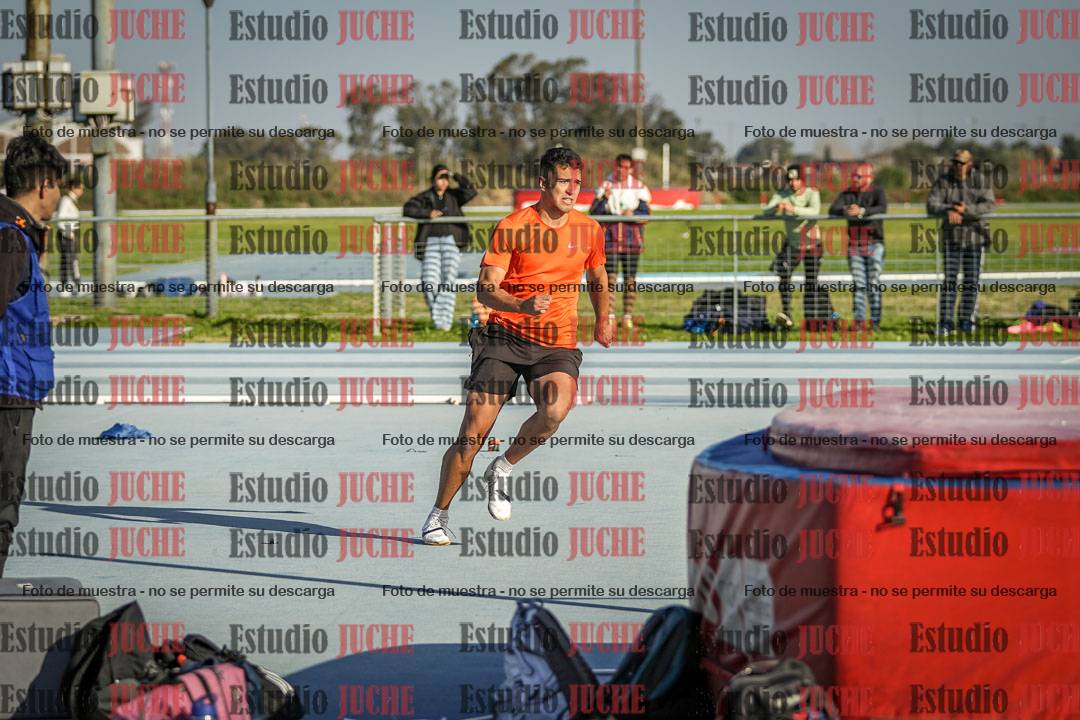 Fotos del salto en alto de varones - decatlón 4