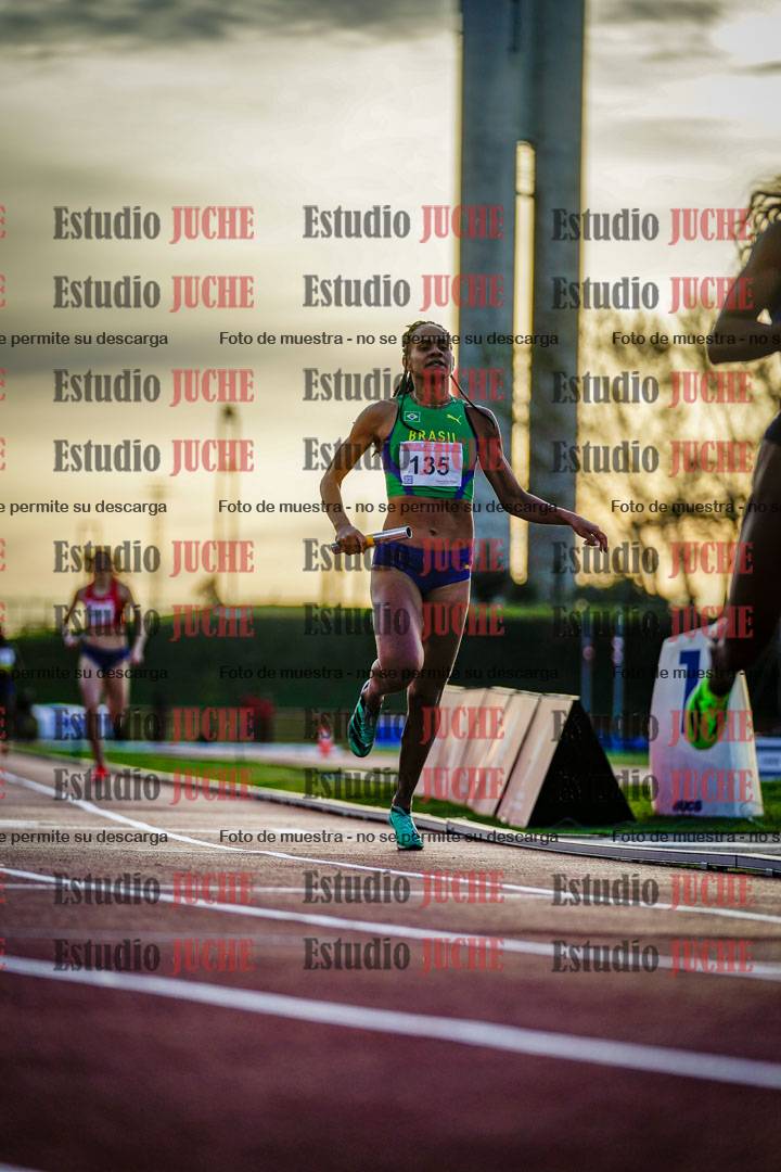 Fotos de los relevos 4x400 m de mujeres