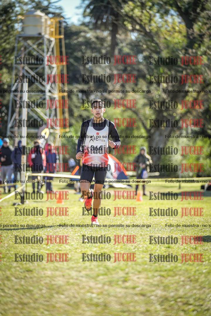 Fotos de la llegada del cross de 8000 m