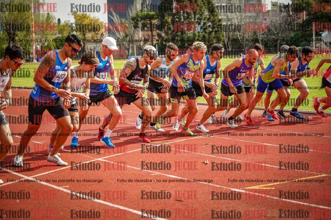 Fotos de los 3000 m llanos de varones