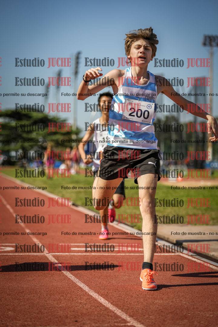 Fotos de los 600 m llanos de varones
