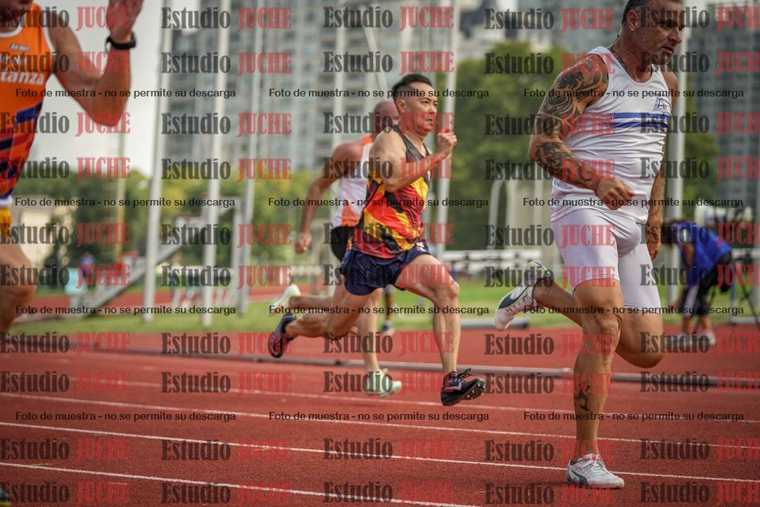 Fotos de los 200 m llanos de varones