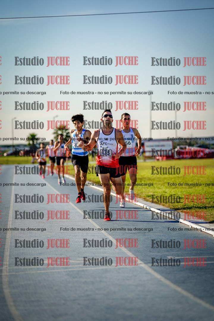 Fotos de los 1500 m llanos de varones
