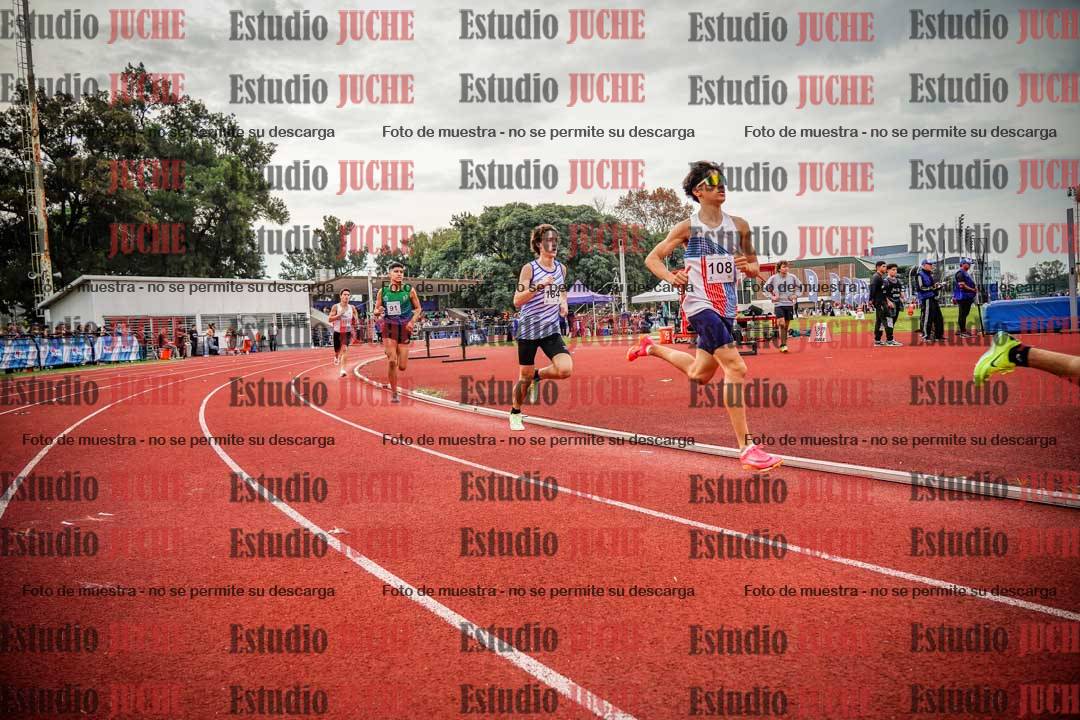 Fotos de los 1500 m llanos de varones