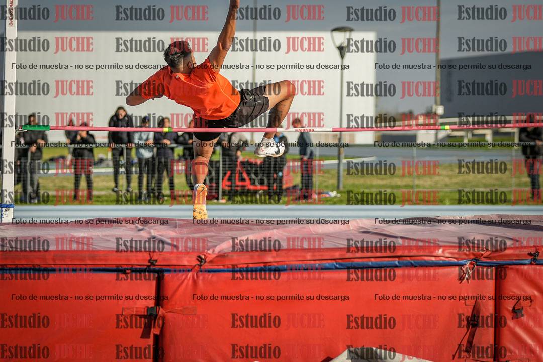 Fotos del salto en alto de varones - decatlón 4