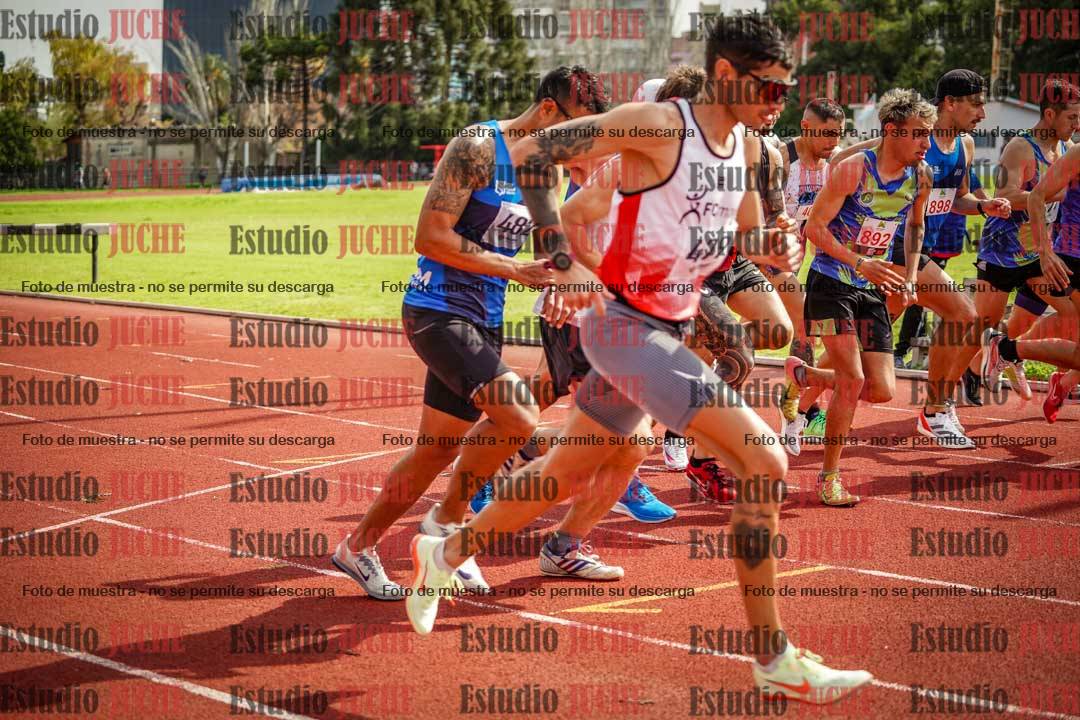 Fotos de los 3000 m llanos de varones