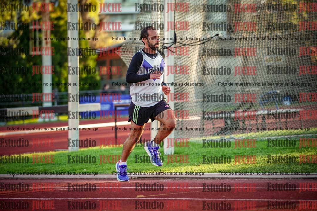 Fotos de los 3000 m llanos de varones