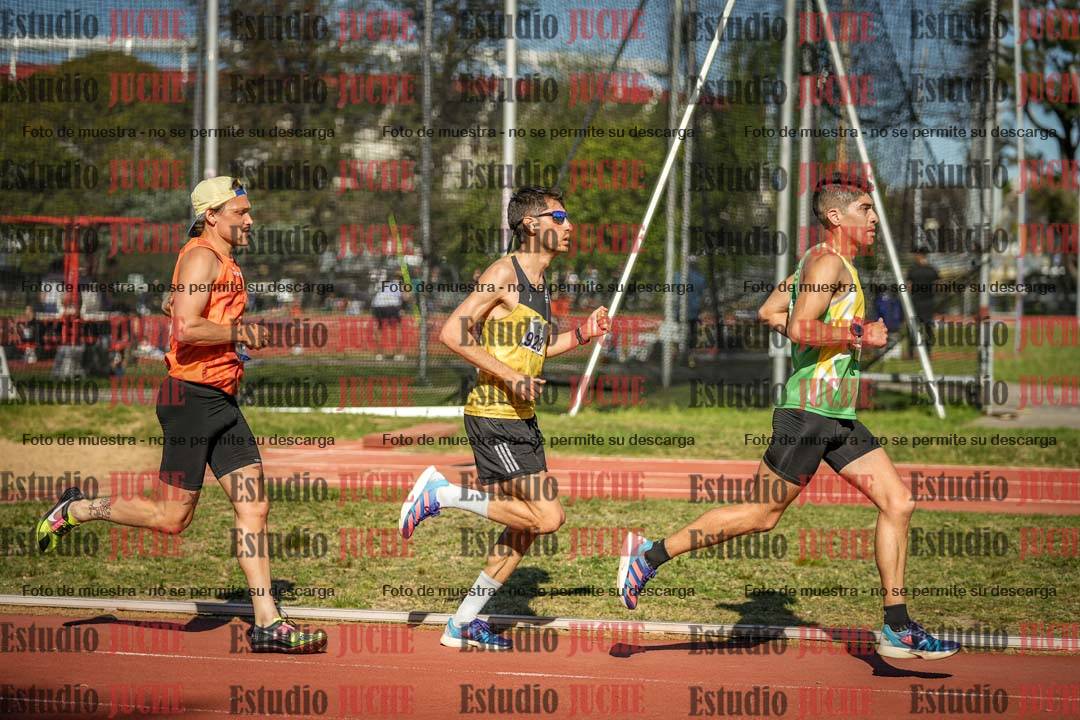 Fotos de los 5000 m llanos de varones