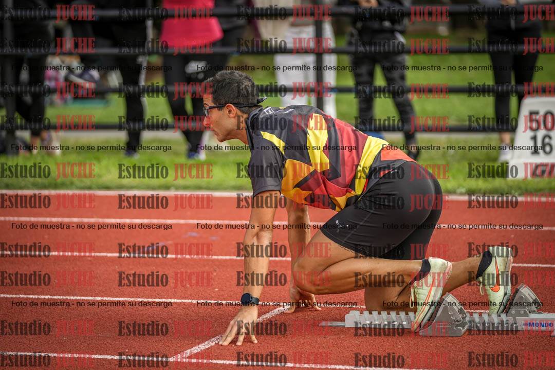 Fotos de los 400 m llanos de varones